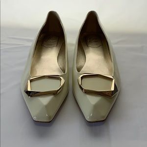 Roger Vivier dress flats